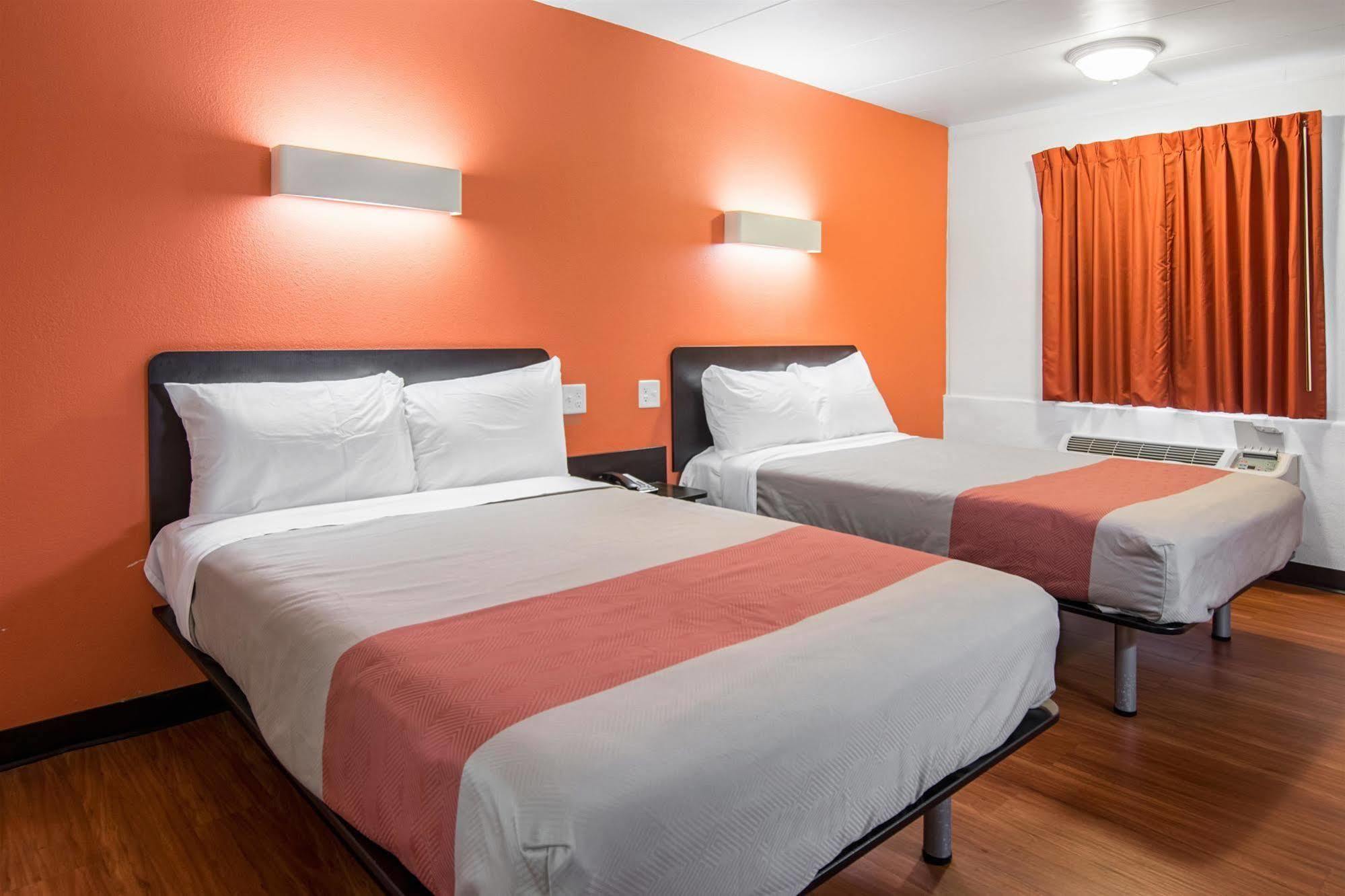 Motel 6-Glassboro, Nj - Rowan University Exterior photo